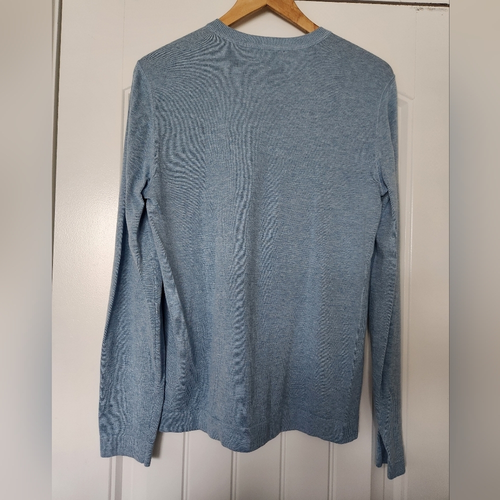 Banana Republic Light Blue V-Neck Sweater - Picture 2 of 4